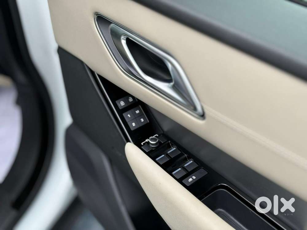 Land Rover Range Rover Velar 2023 Diesel 6000 Km Driven