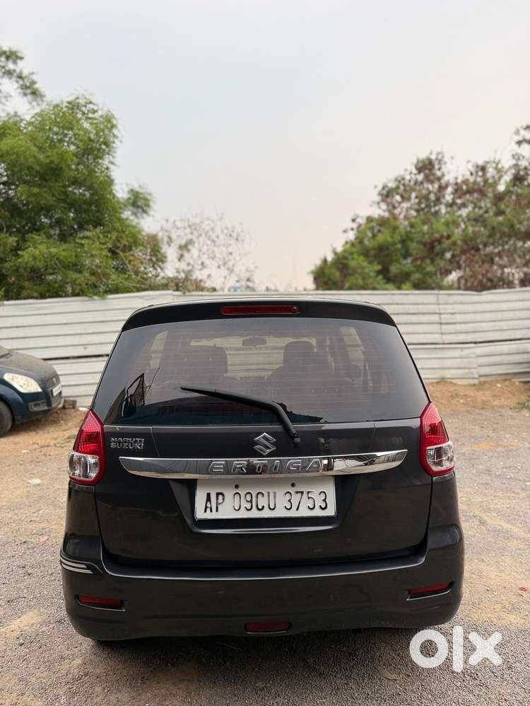 Maruti Suzuki Ertiga 2012-2015 Zxi, 2013, Petrol