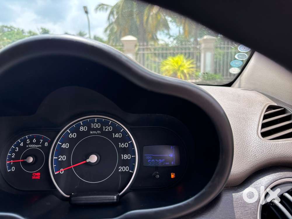 Hyundai I10 Magna O, 2016, Petrol