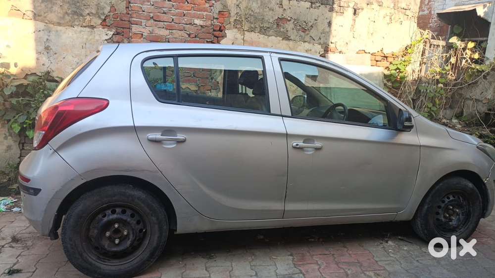 Hyundai I20 2016 Diesel 80000 Km Driven