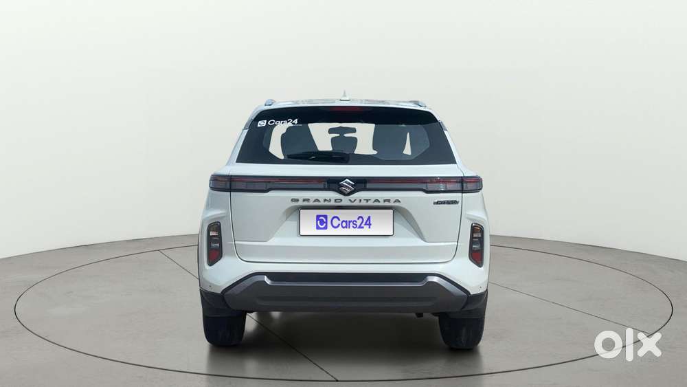 Maruti Suzuki Grand Vitara 1.5 Alpha Plus Intelligent Hybrid Ecvt, 2..