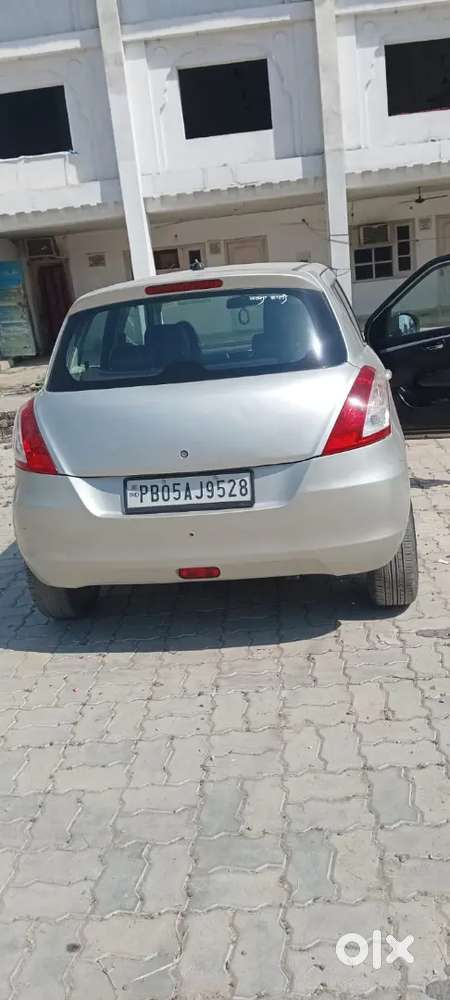 Maruti Suzuki Swift 2013 Diesel 89400 Km Driven