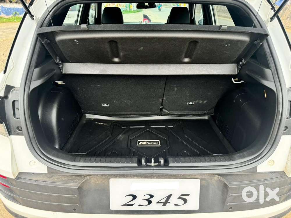 Hyundai Venue Nline Petrol 2023