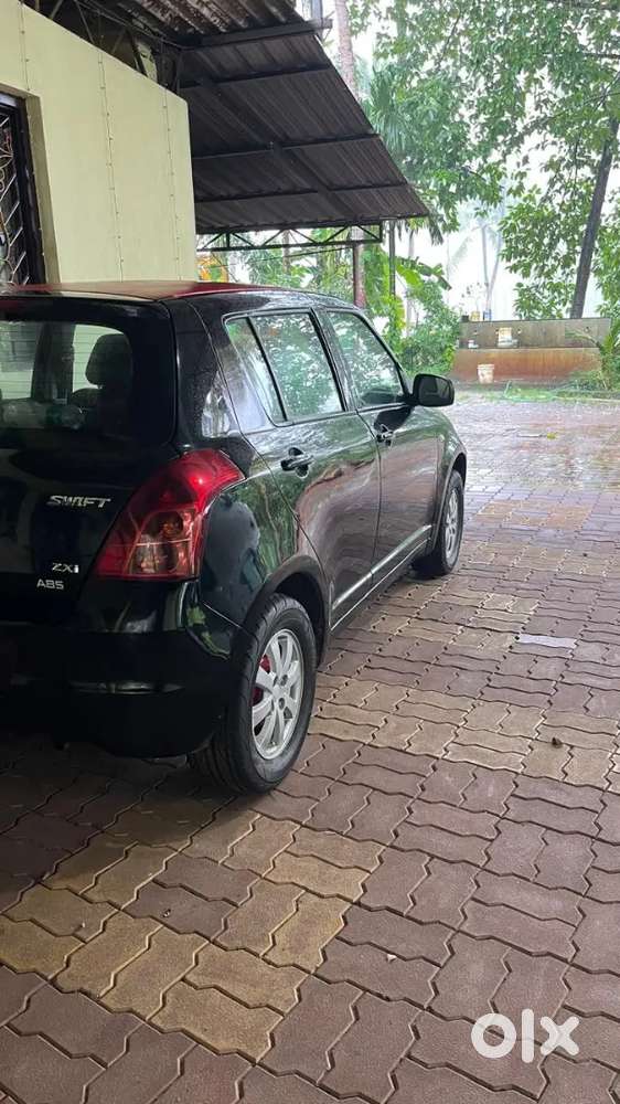 Maruti Suzuki Swift 2010