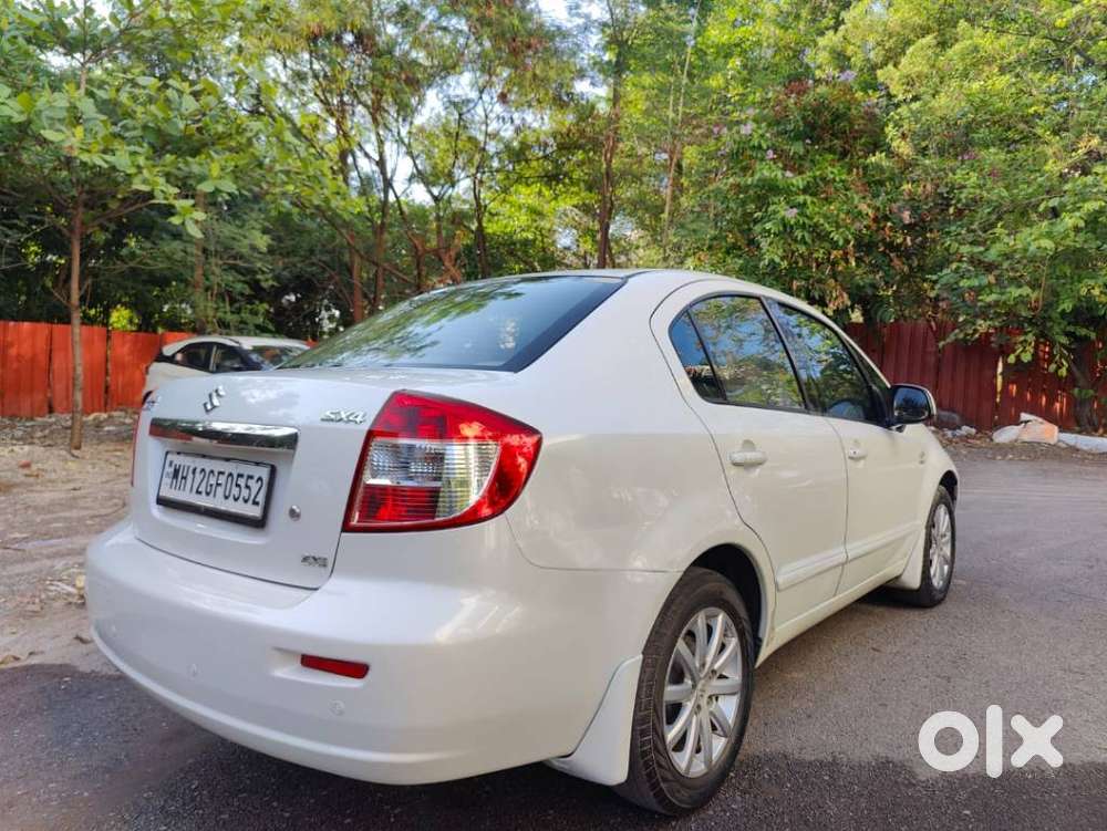 Maruti Suzuki Sx4 Zxi Mt Bsiv, 2010, Petrol