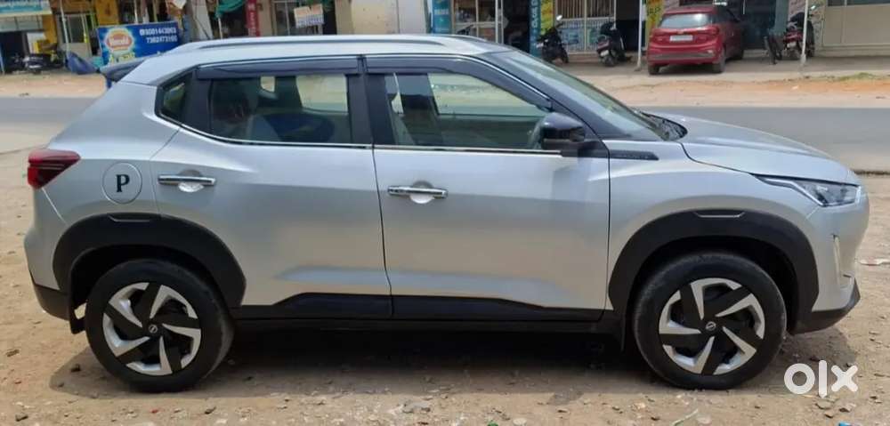 Nissan Magnite 2021 Petrol 67000 Km Driven Well Maintained Showroom