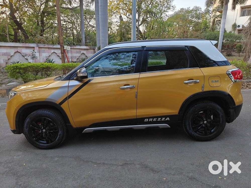 Maruti Suzuki Brezza Zdi+ Dual Tone, 2016, Diesel