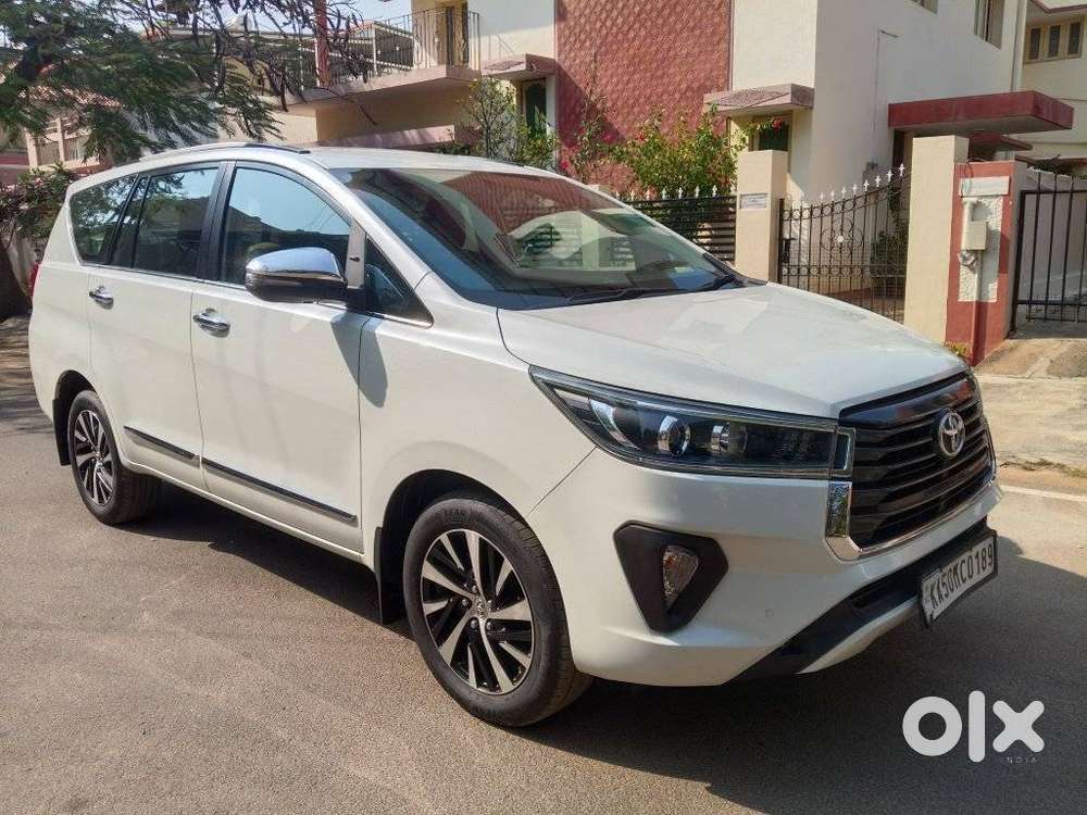 Toyota Innova Crysta