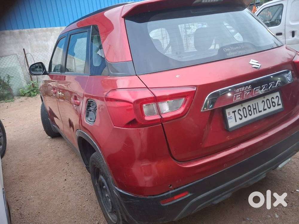 Maruti Suzuki Brezza 1.5 Vxi At Smart Hybrid, 2021, Petrol