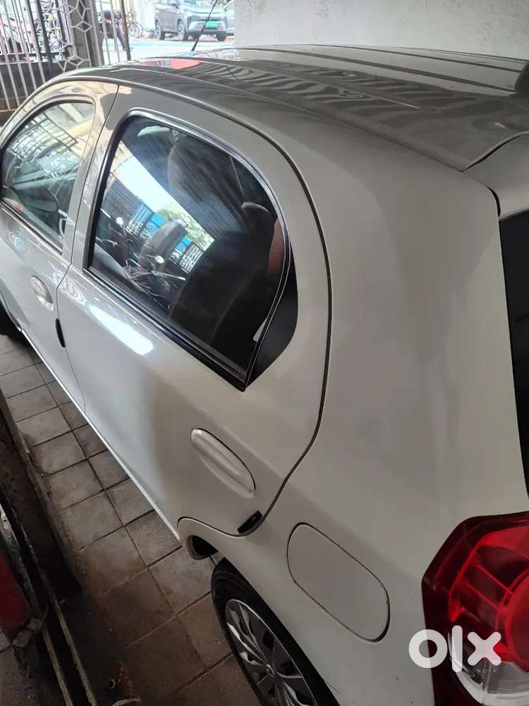 Toyota Etios Liva 2016 Petrol 26200 Km Driven 3lakhs Only