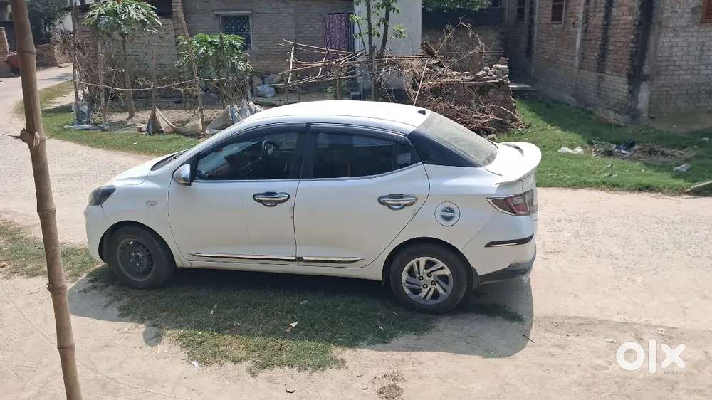 Hyundai Aura Petrol