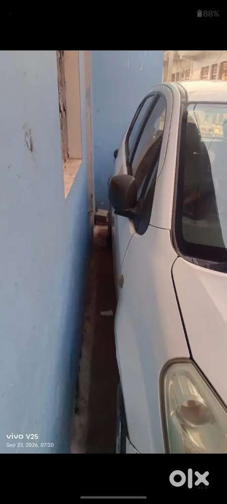 Maruti Suzuki Ritz Genus Vdi 2012