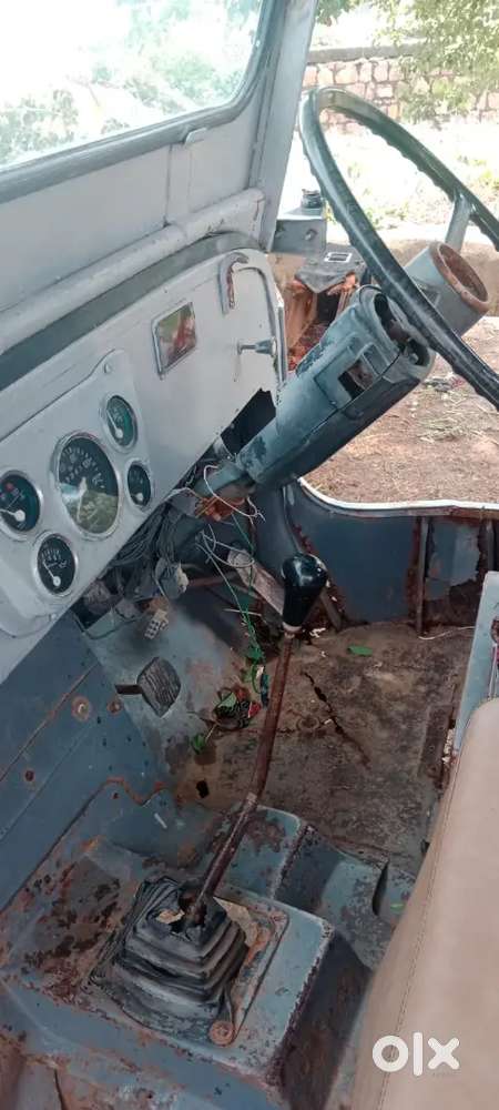 Mahindra Jeep Commander 1999