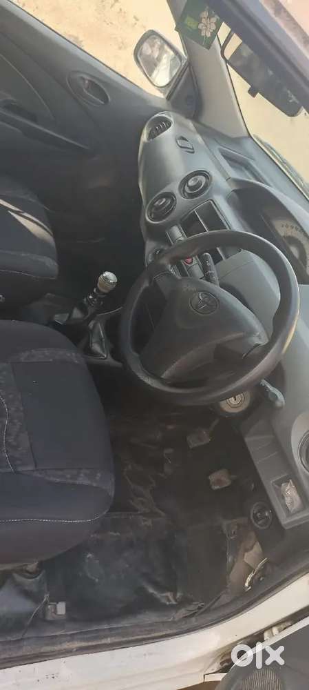 Toyota Etios Liva 2012