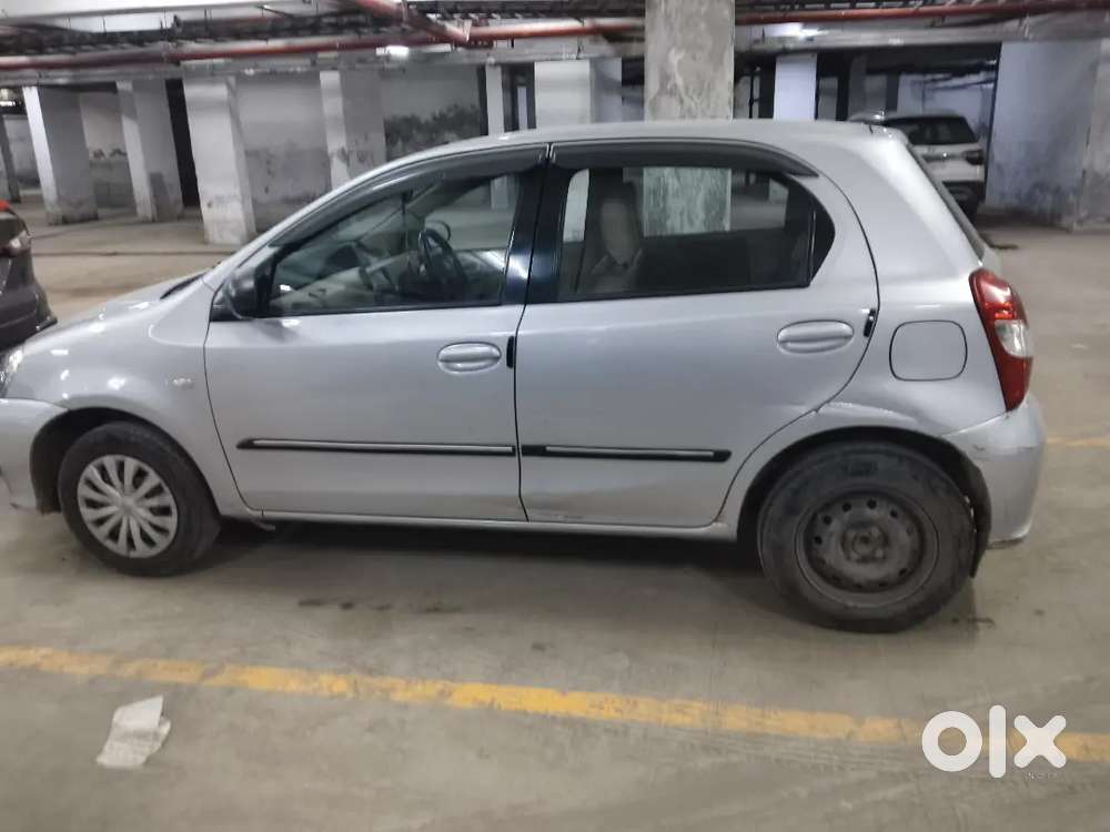 Toyota Etios Liva 2019 Cng & Hybrids 128000 Km Driven