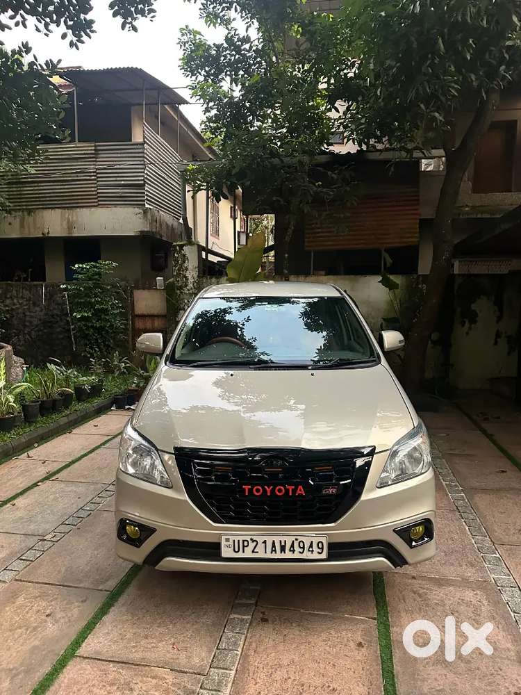 Toyota Innova Diesel 7 Seater 2014