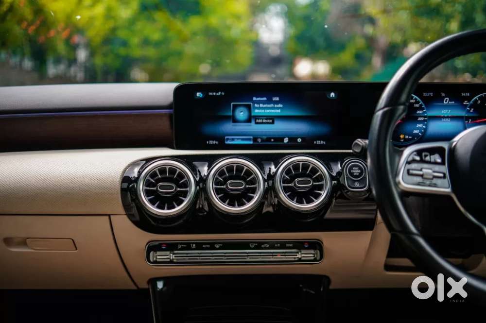Mercedes-benz A-class Limousine 200, 2023, Petrol