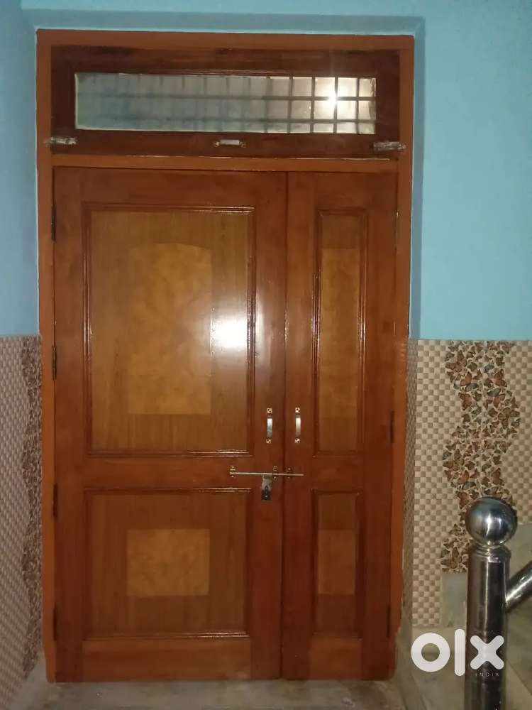 3Rooms set on ground floor in surendranagar