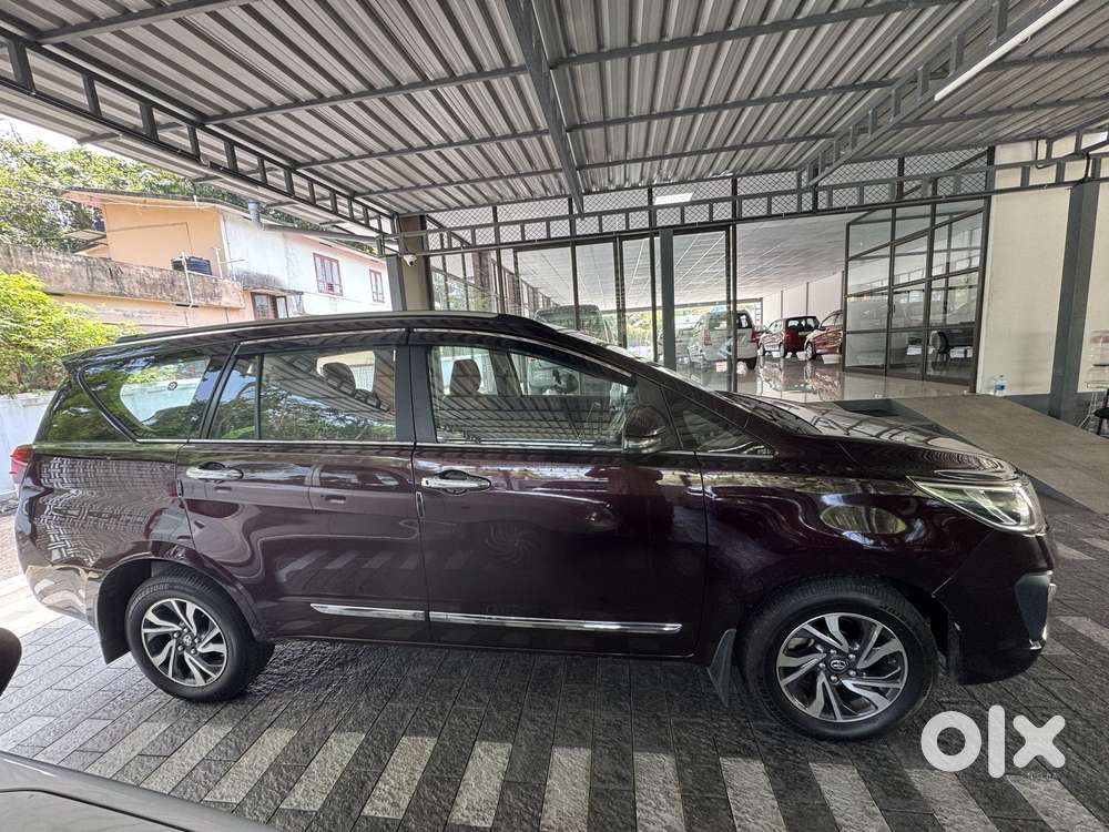 Toyota Innova Crysta [2020-ongoing] 2.4 Gx 7 Str, 2021, Diesel