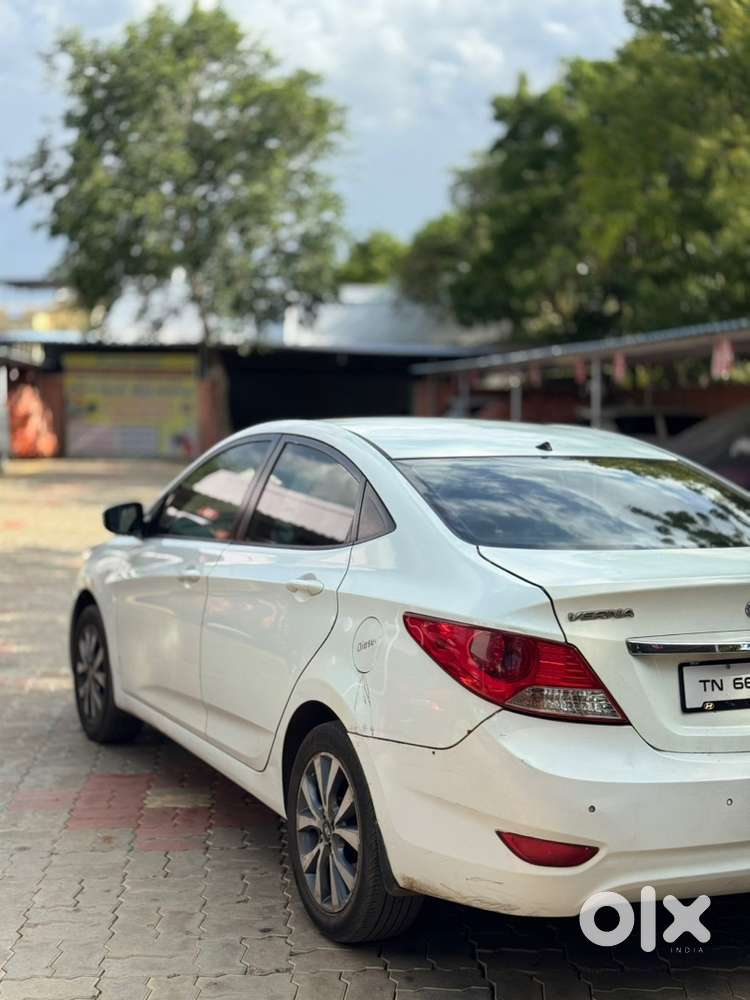Hyundai Fluidic Verna 2013