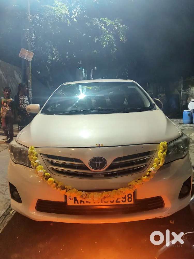Toyota Corolla Altis 2012
