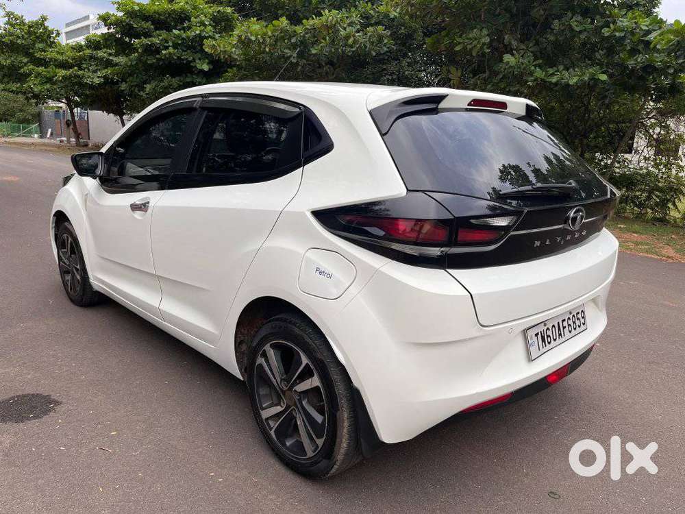 Tata Altroz, 2020, Petrol
