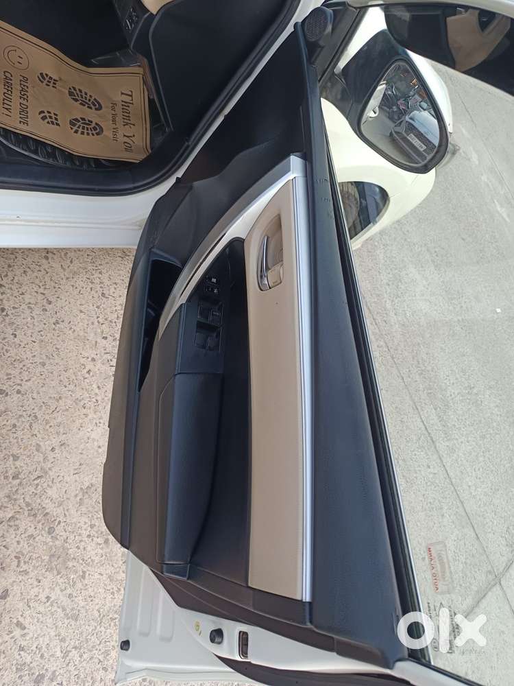 Toyota Corolla Altis Vl, 2016, Petrol