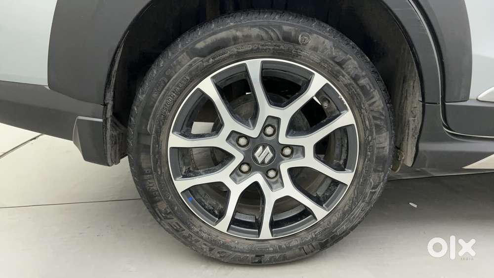 Maruti Suzuki Xl6 1.5 Alpha At, 2023, Petrol