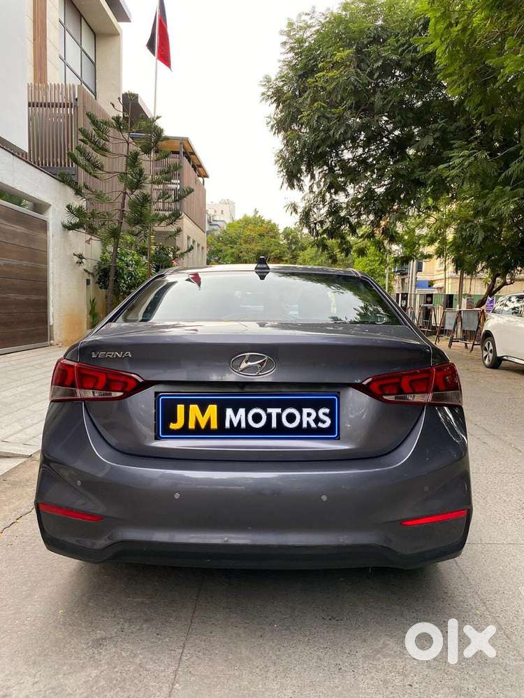 Hyundai Verna 1.5 Sx Petrol Mt, 2019, Petrol