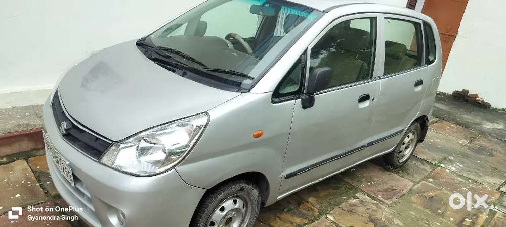 Maruti Suzuki Zen Estilo 2011
