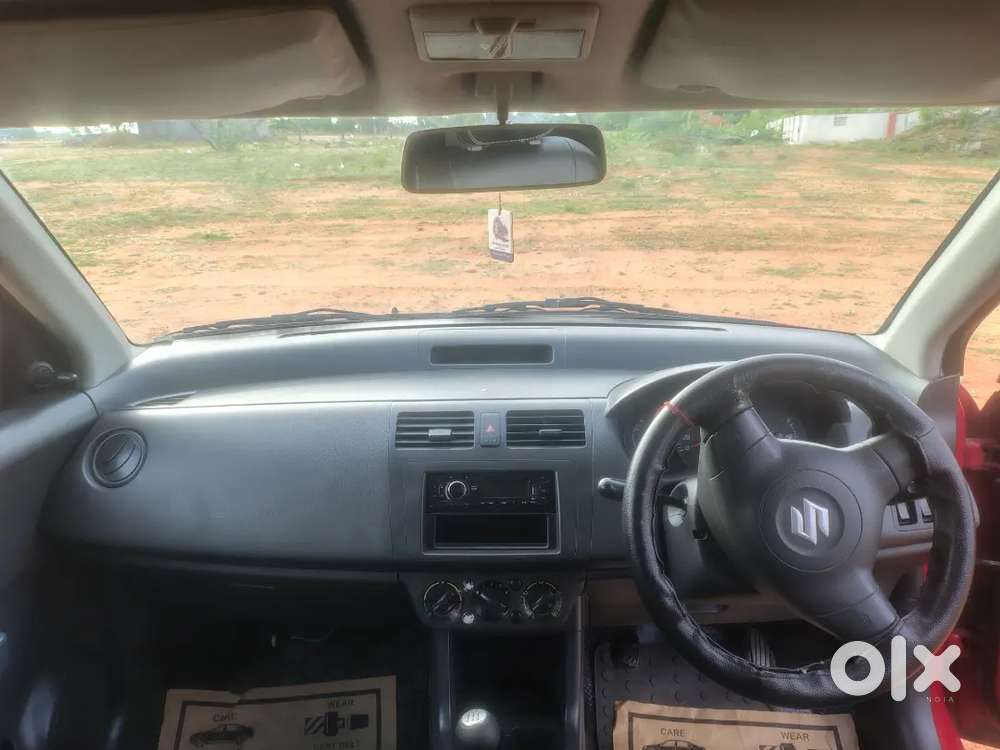 Maruti Suzuki Swift 2007 Petrol 32500 Km Driven