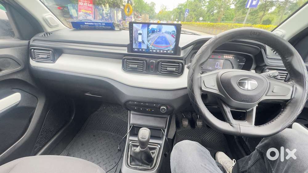 Tata Punch Manual 2026