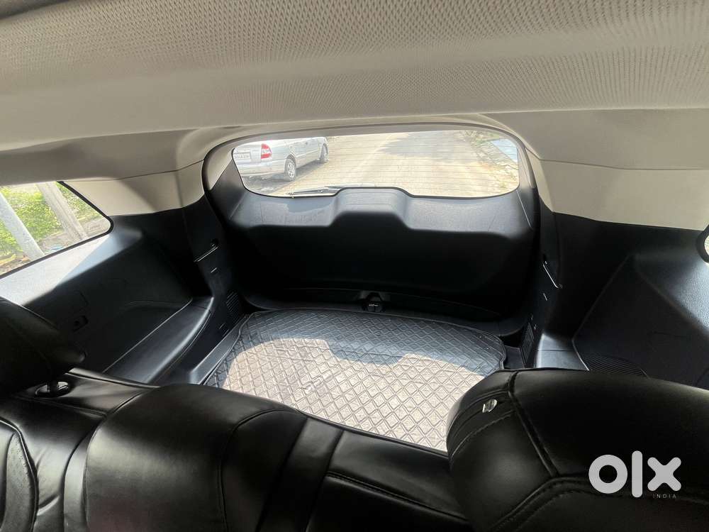 Mahindra Xuv700 2.2 Ax 5 Diesel Mt 7 Str, 2023, Diesel