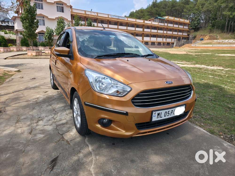 Ford Figo Petrol 2016 Urgent Sale @ 270,000 . Good Condition