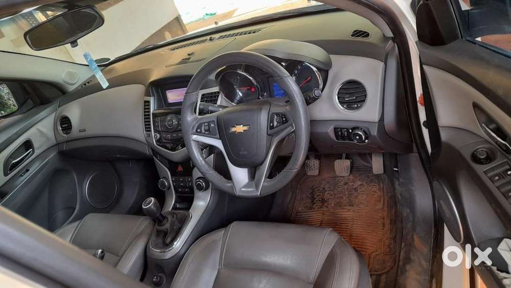 Chevrolet Cruze 2010 Diesel 75000 Km Driven