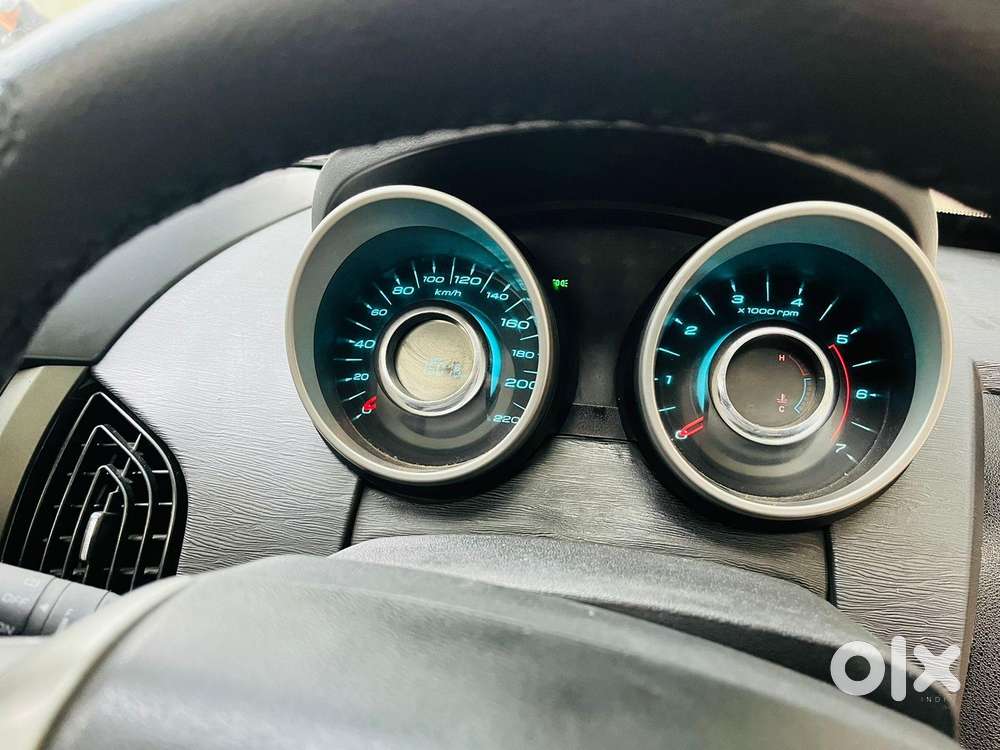 Mahindra Xuv500 W10 2wd, 2015, Diesel