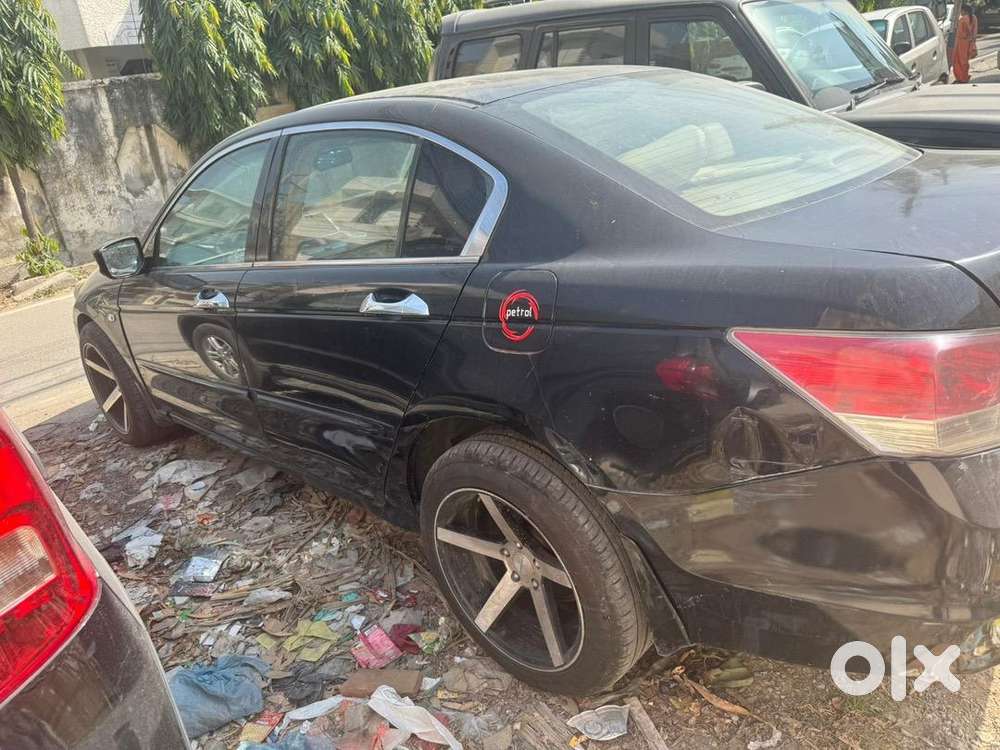 Honda Accord 2010 Petrol Well Maintained