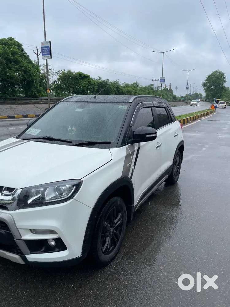 Single-handed Driven 2019 Vitara Brezza Diesel Top Model &ndash; Zero Damage
