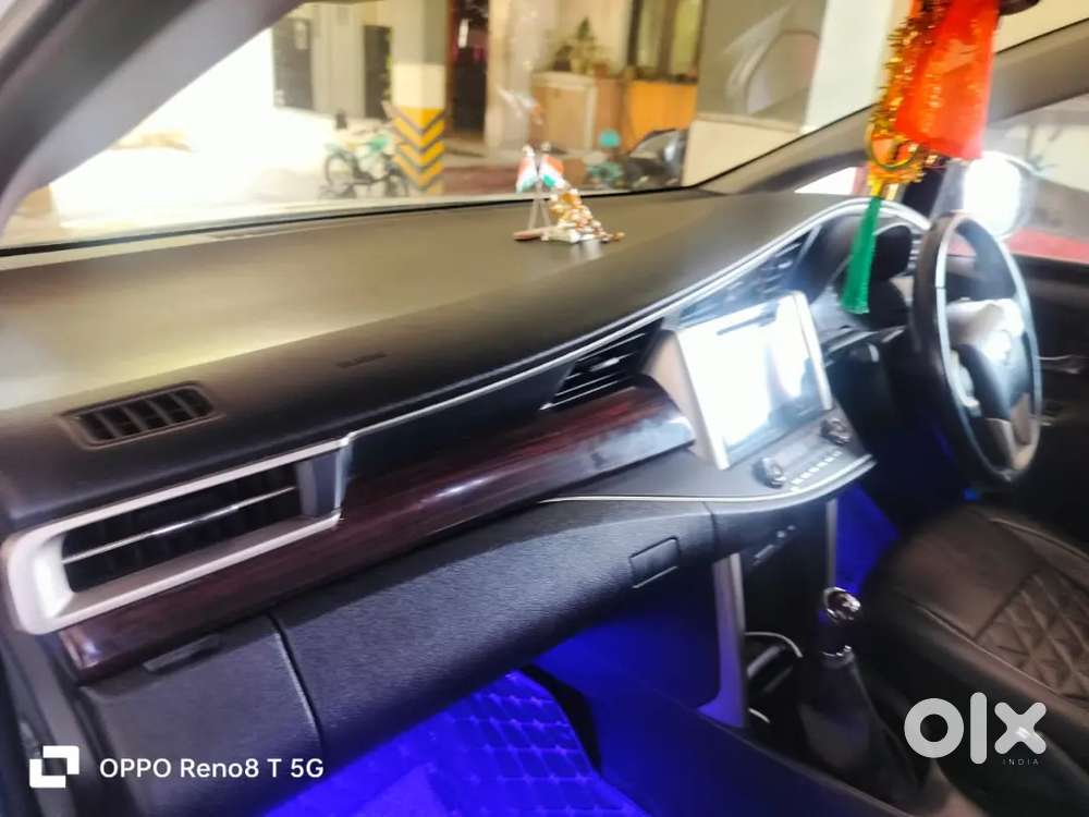 Toyota Innova Crysta 2.4 V 7 2018