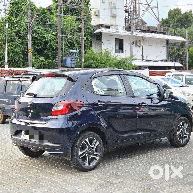 Tata Tiago Xz Plus Dual Tone, 2022, Petrol