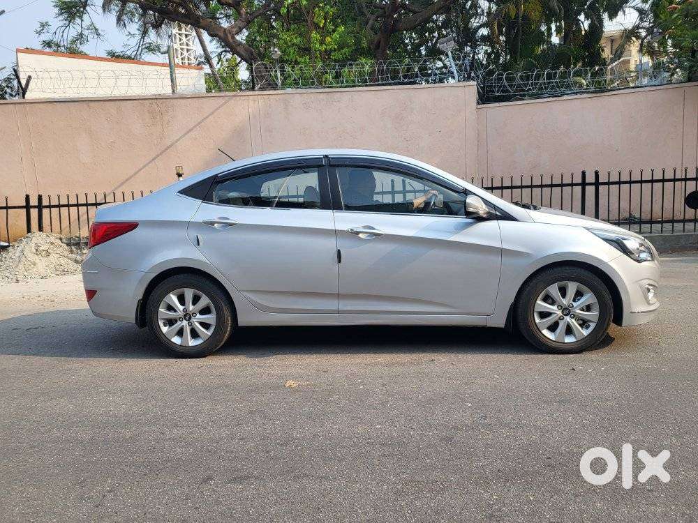 Hyundai Verna Fluidic 1.6 Crdi Sx, 2015, Diesel