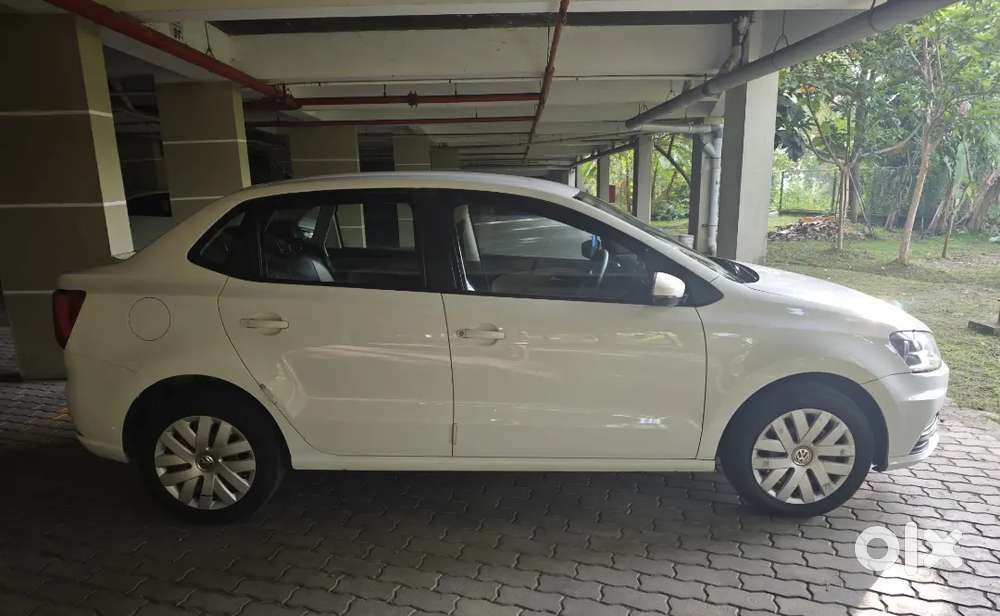 Volkswagen Ameo 2016 Petrol | Full Insurance Cover | Led Lights