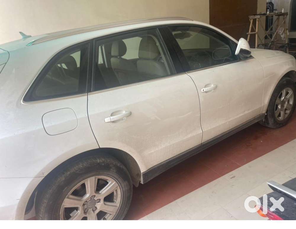 Audi Q5 2010 Diesel Well Maintained