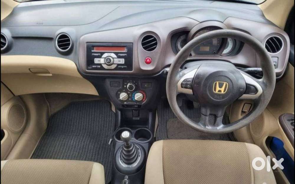 Honda Brio V Mt, 2012, Petrol