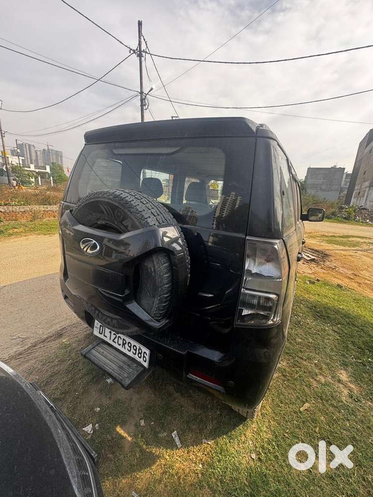 Mahindra Tuv 300 2020 Diesel Well Maintained