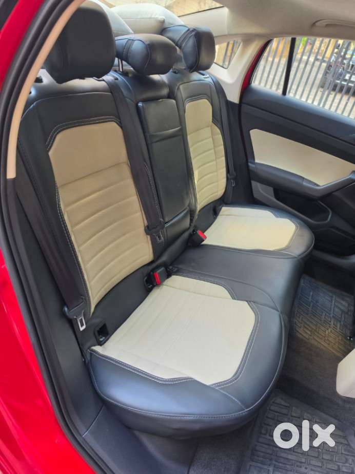 Skoda Slavia Ambition 1.0l Tsi At, 2025, Petrol