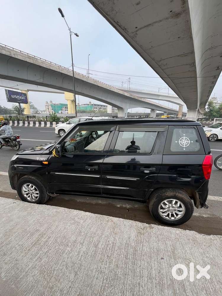 Mahindra Tuv 300 2017 Diesel Well Maintained