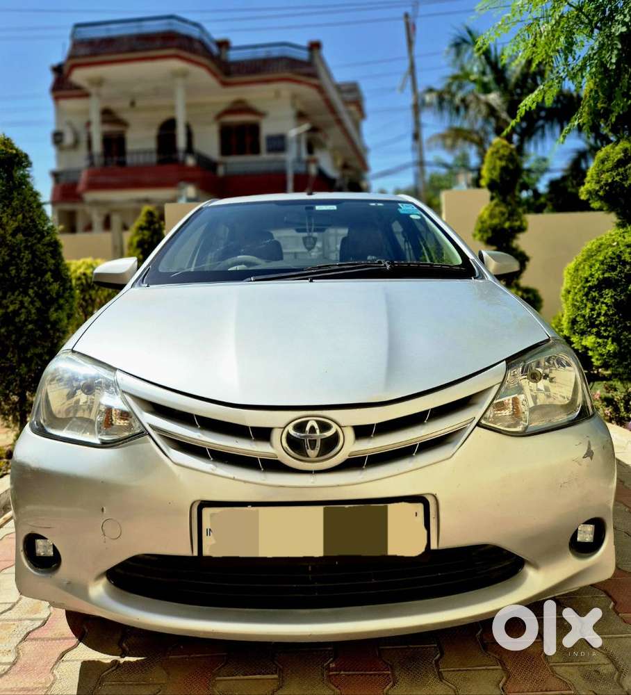 Toyota Etios Liva 2014 Petrol - 75,000 Km - Single Owner