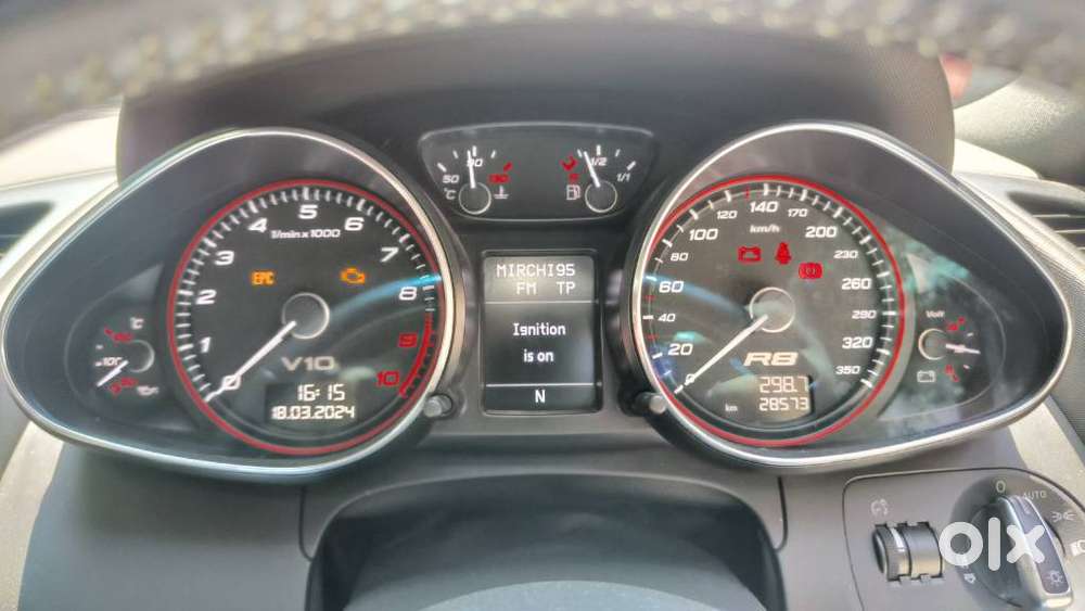 Audi R8 2012-2015 5.2 V10 Coupe, 2011, Petrol