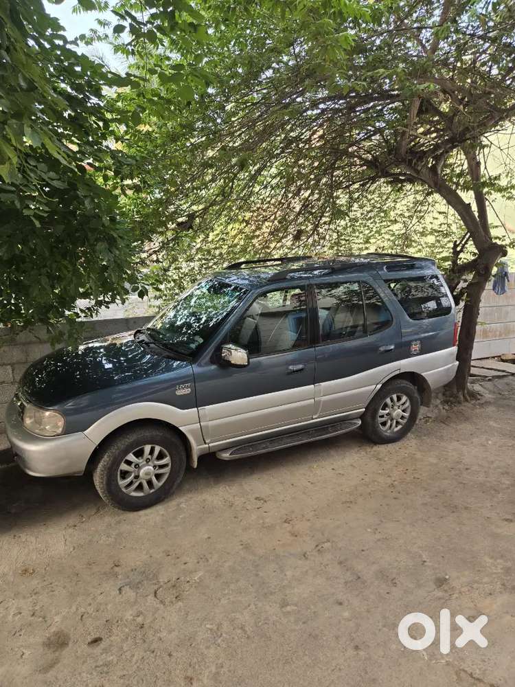 Tata Safari 2012